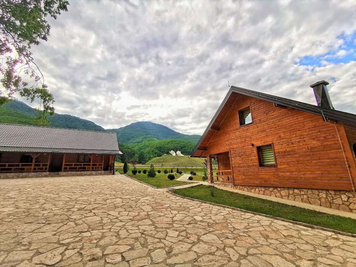Vila "Volujak" Tjentiste Exteriör bild